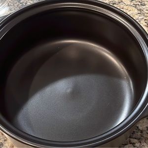 Pampered chef Rock Crock Dutch oven